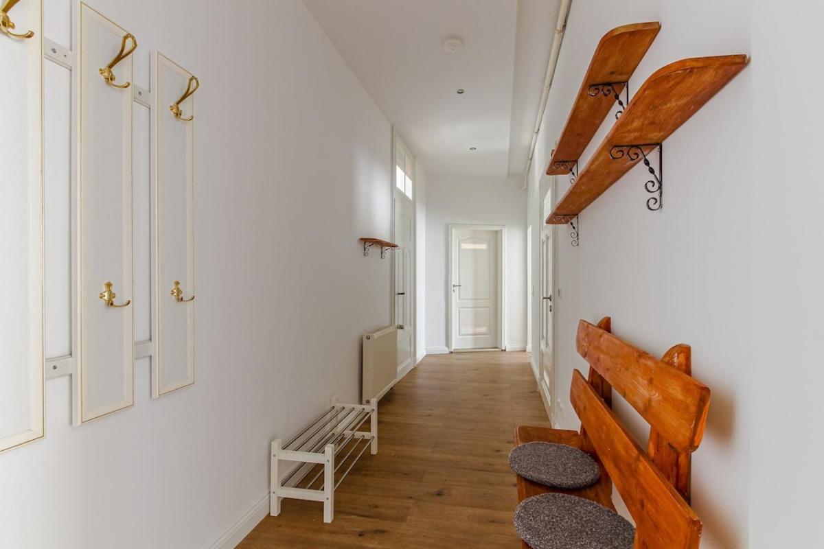 Apartment Spacious Flat Close To Center